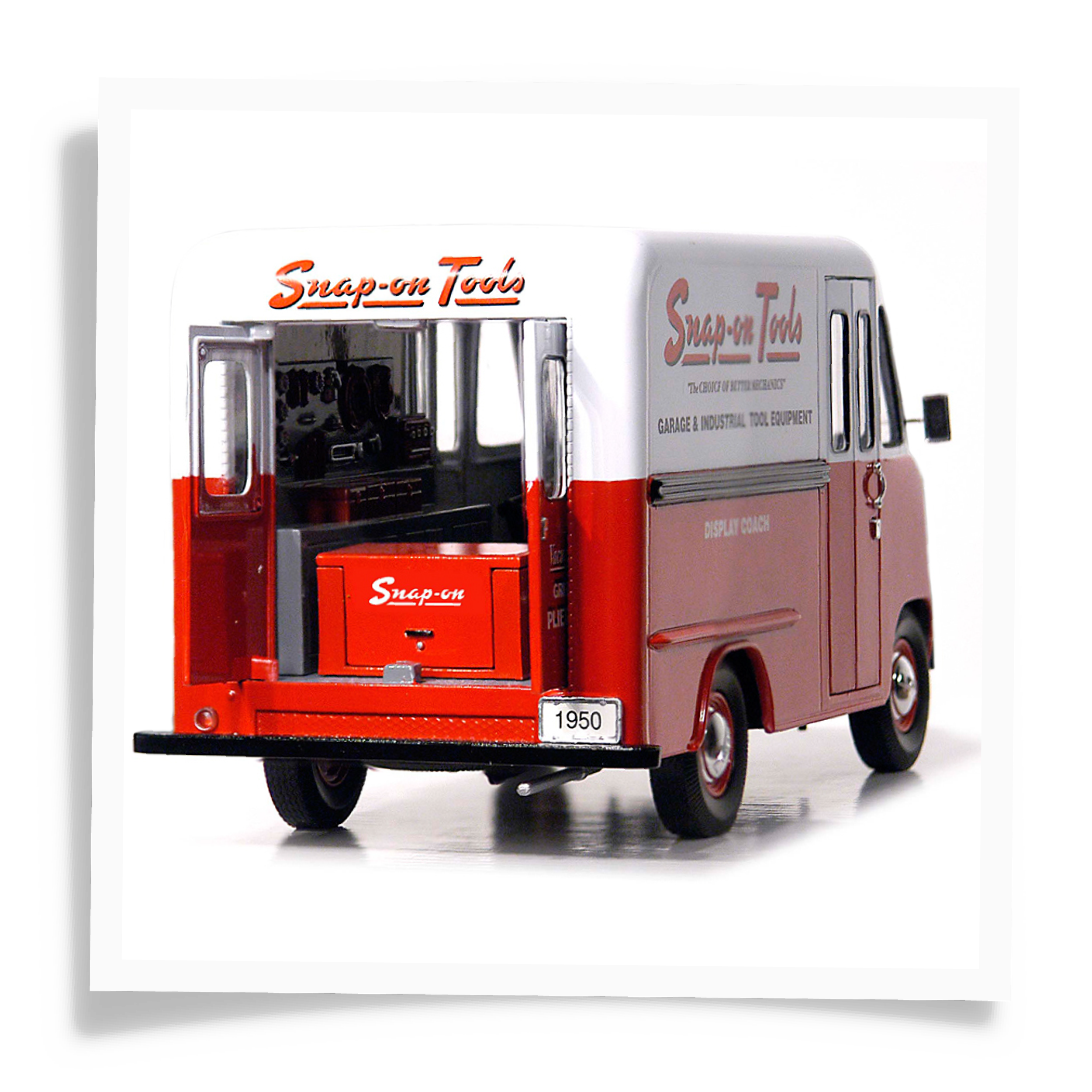 1:24 SCALE 1950 FORD STEP VAN — Crown Premiums
